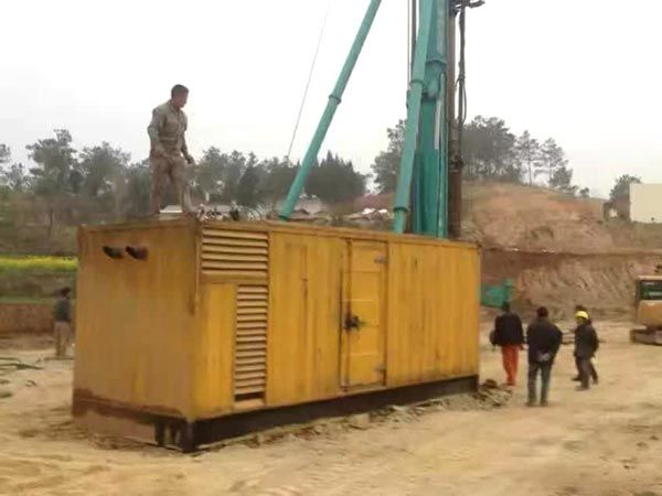 肇东如何判断水冷式机油散热器密封件是否需要更换?